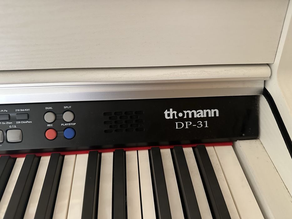 Pian digital Thomann