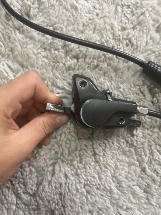 vand frane hidraulice shimano mt200