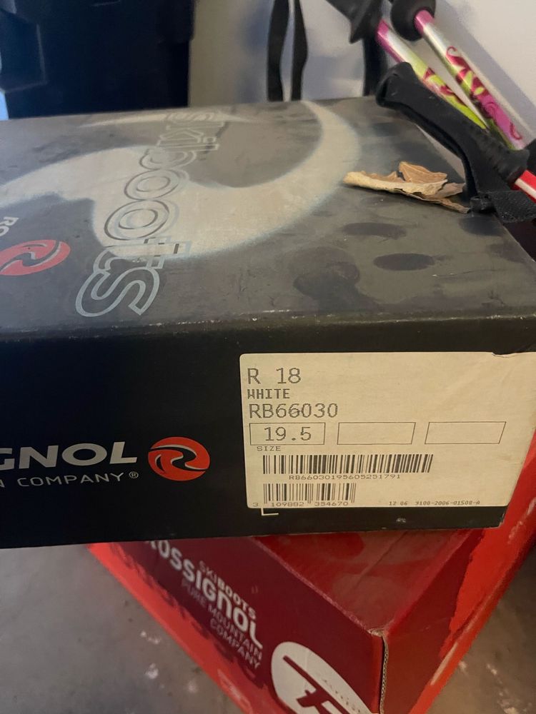 Детски ски обувки Rossignol