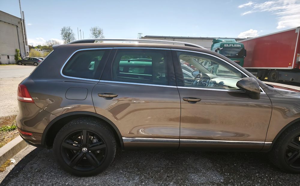 VW Toareg 7P 2013 automat