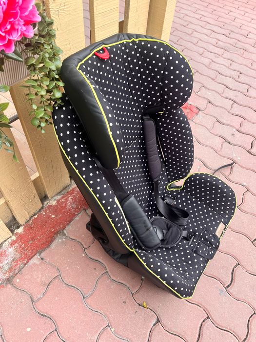 Детско-бебешко столче за кола