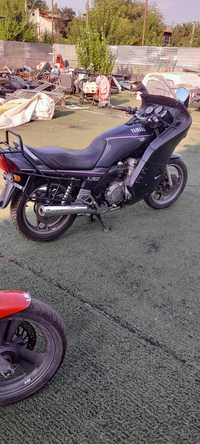 vând motocicleta yamaha XJ900