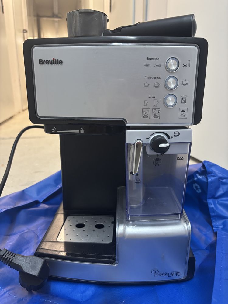 Кафе машина Breville