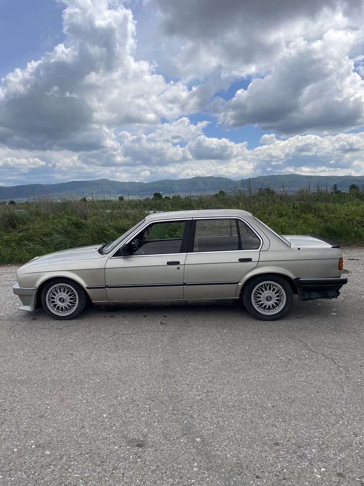 Bmw E30 1.6 1987г.