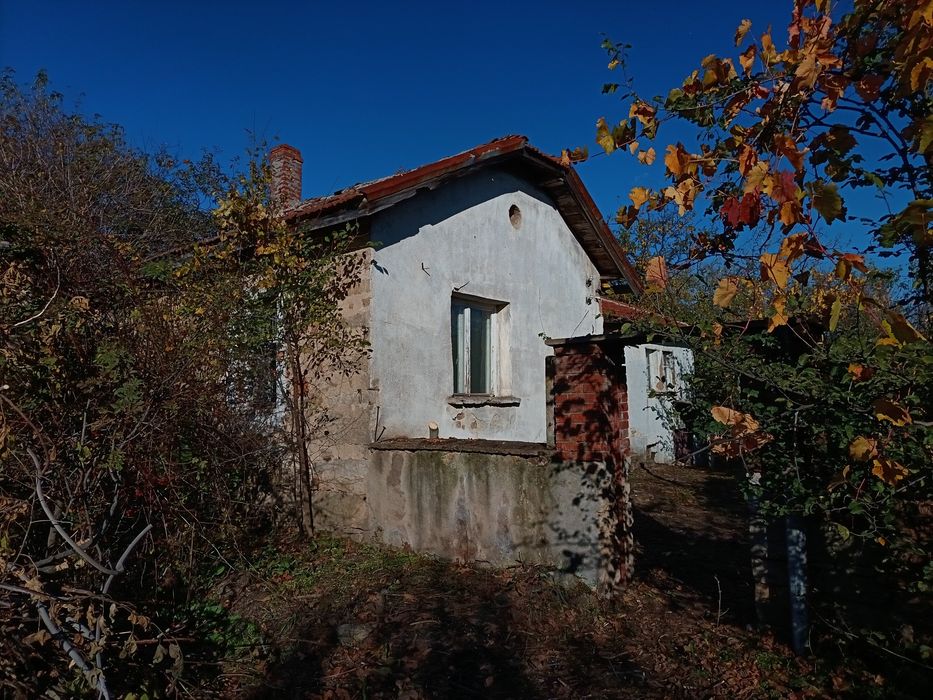 СЕЛСКА ВИЛА близо до Харманли