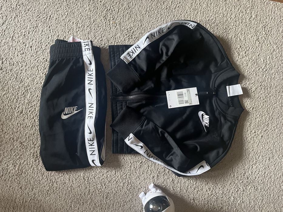 Нов спиртен екип Nike 122-128см