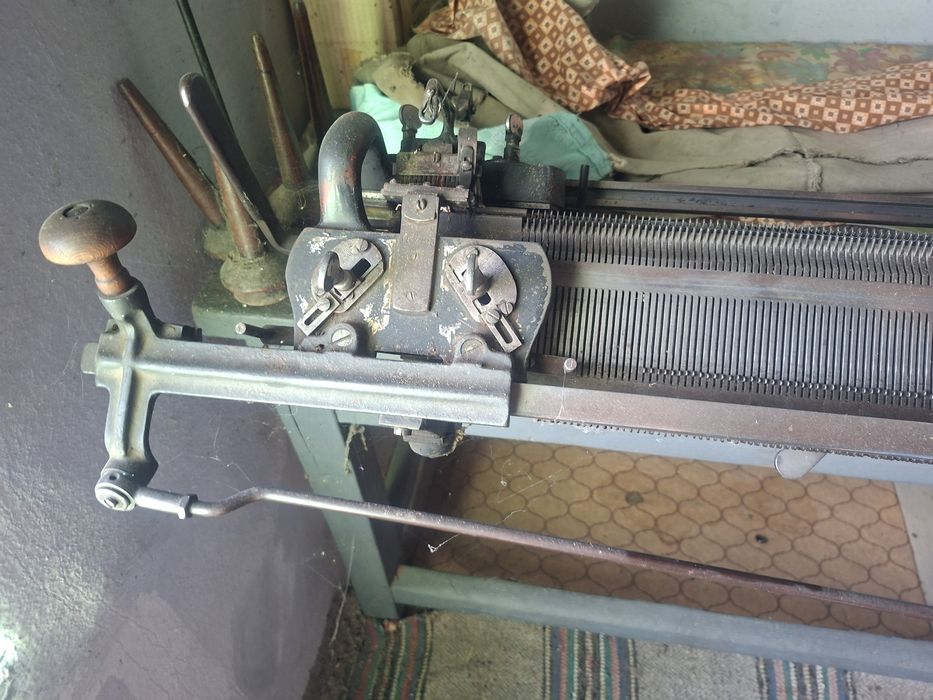 Стара плетачна машина  Meteor