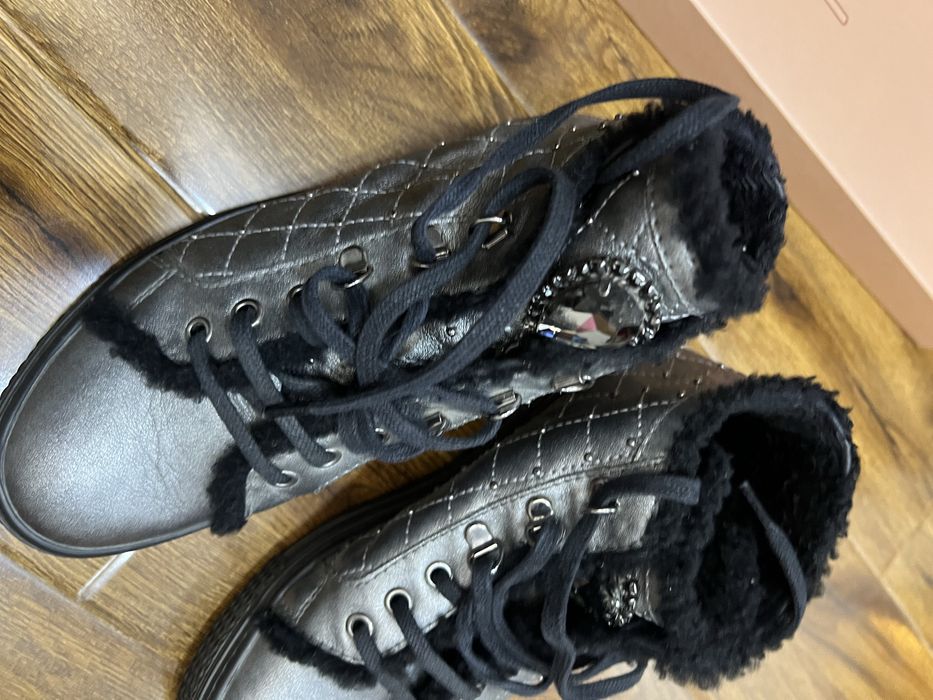 Ботинки Nursace натуральная кожа б/у