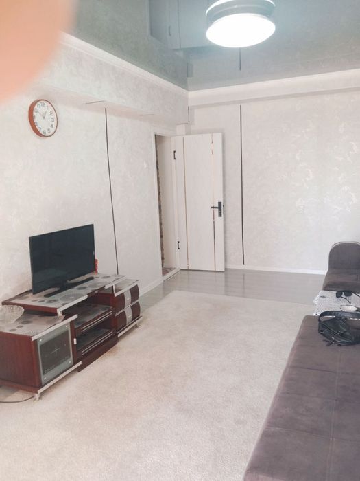 Ц-6 Продаю и Сдаю свою двух комнатную квартиру со всеми устройствами