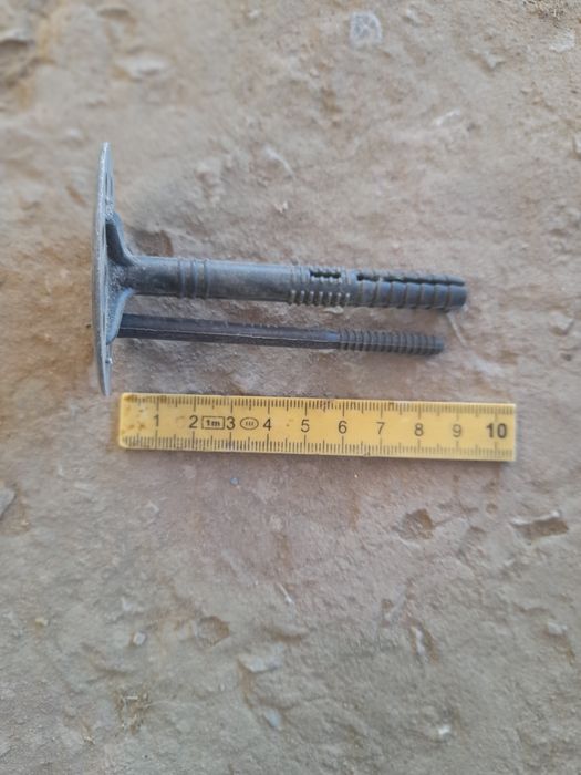 Продается крепежные дюбели, для крепление пеноплекса на стену.