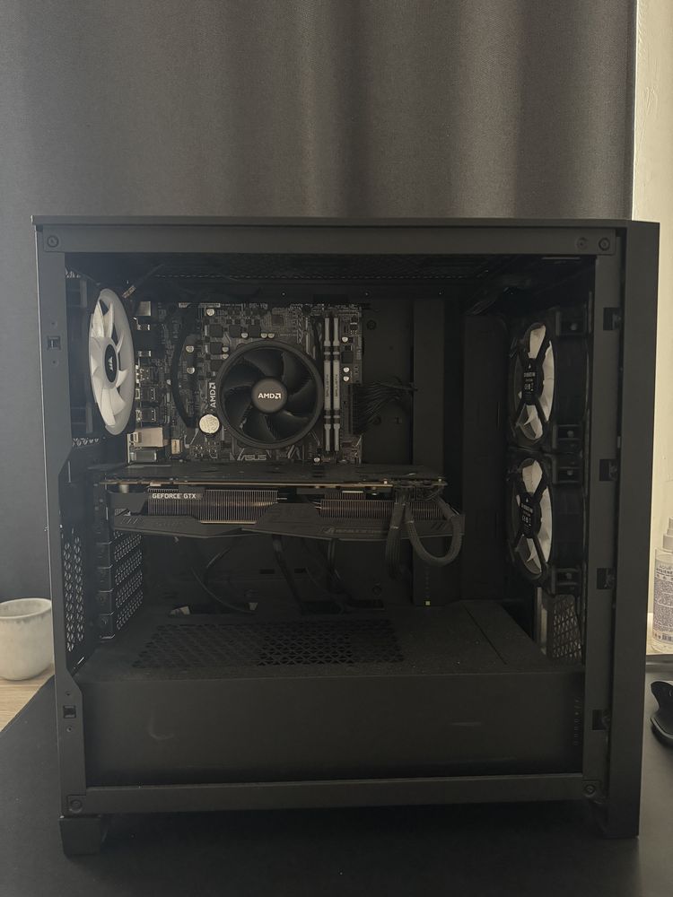Геймърски компютър с Ryzen 5, 1080ti Strix