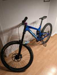 Bicicleta Downhill Propain Rage, marimea L. NU FAC SCHIMBURI