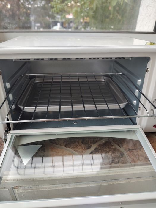 Продавам малка фурна