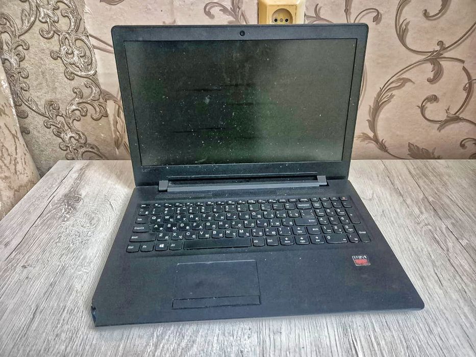 Продам ноутбук по запчастям