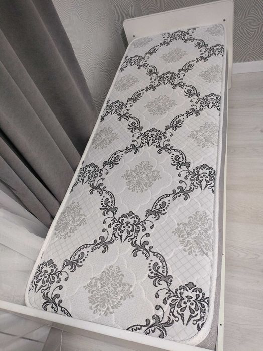 Практичная детская кровать