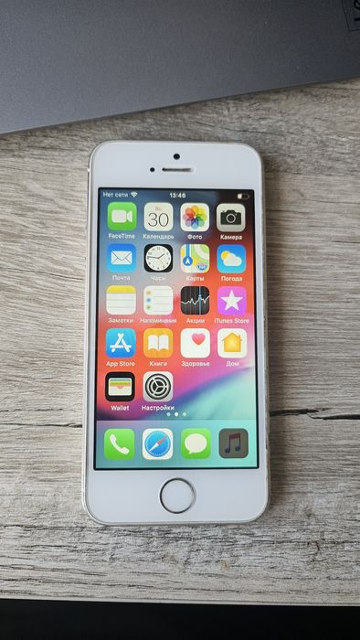 iPhone 5s [В хорошем состоянии]