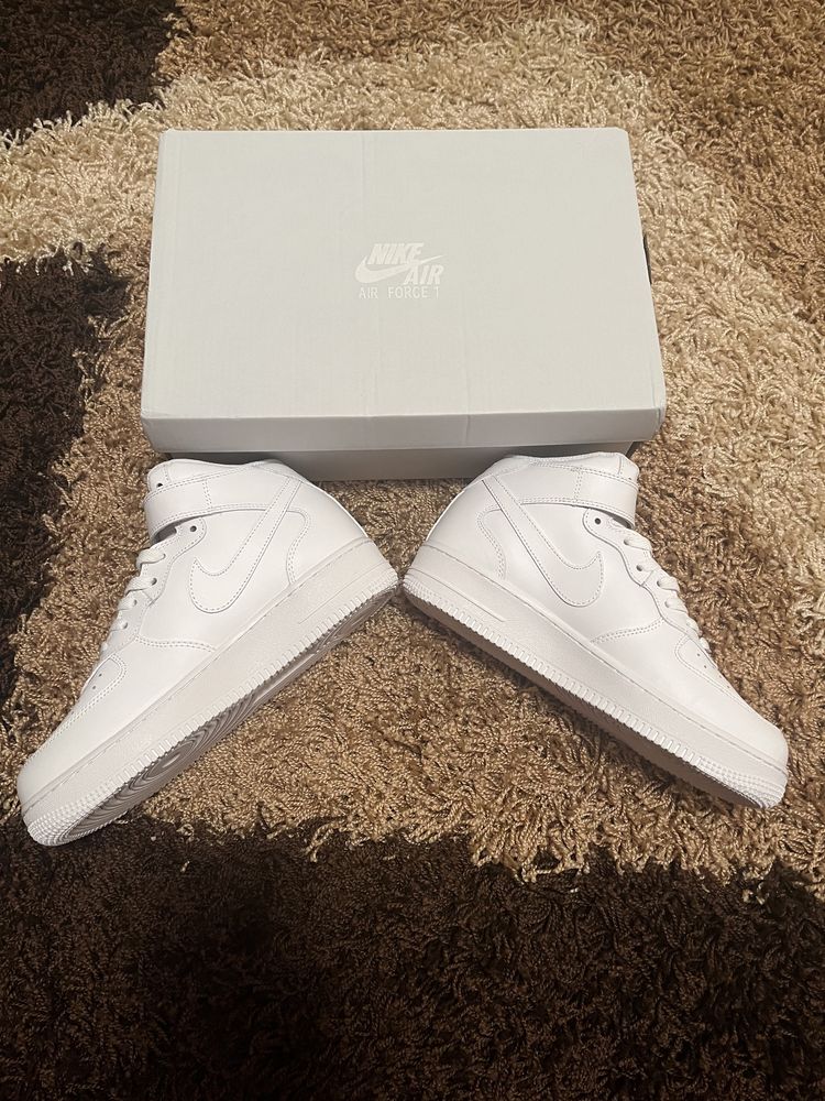 Airforce1 Triple White Mid 41