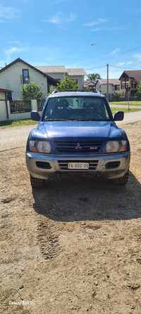 Vand complet sau dezmembrez Mitubischi pajero mk3 3.2