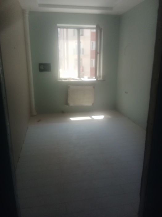 Kvartira sotiladi 90 ming $