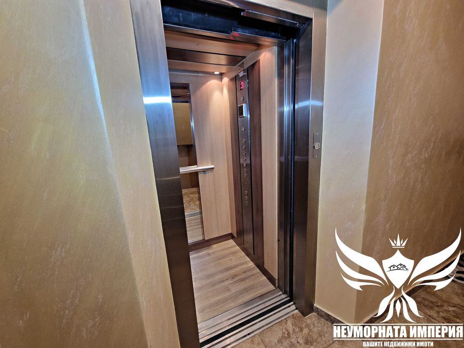 Продава се Тристаен апартамент в Пловдив, Център - 70 кв.м за 1672 €/кв.м - Снимка #16