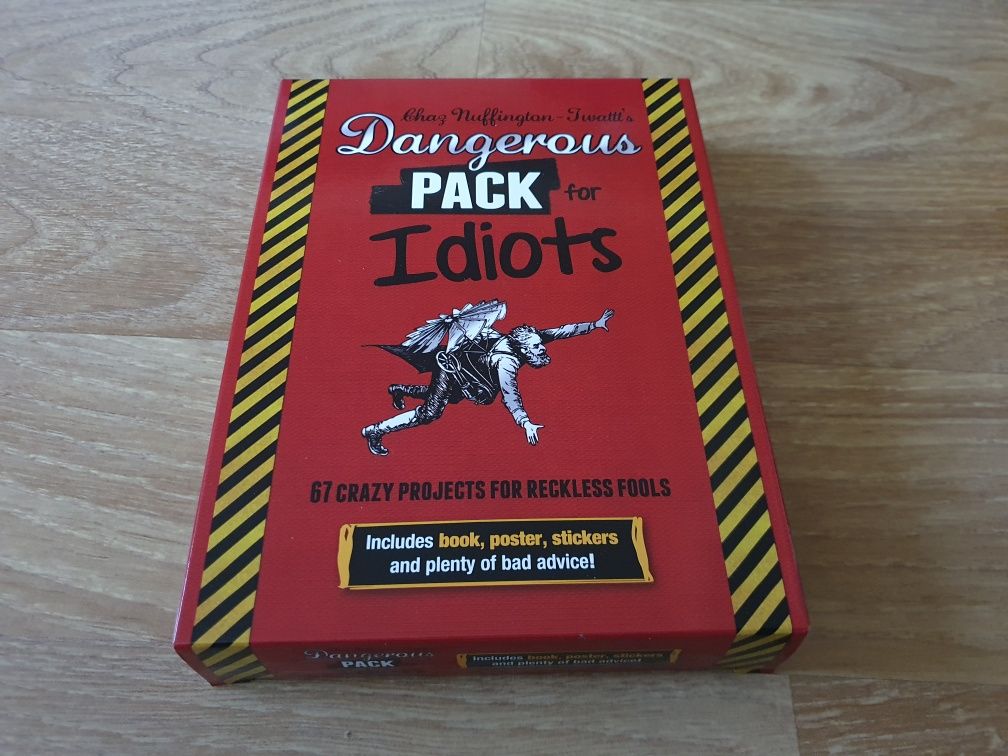 Pachet cadou - Dangerous pack for Idiots - proiecte pentru idioti