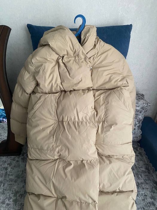 Продаю новую женскую куртку, одета 1 раз