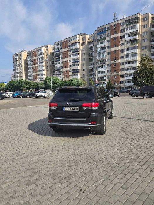 Jeep Grand Cherokee Summit