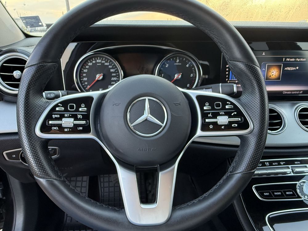 Mercedes w213 e 2000 2018 г.
