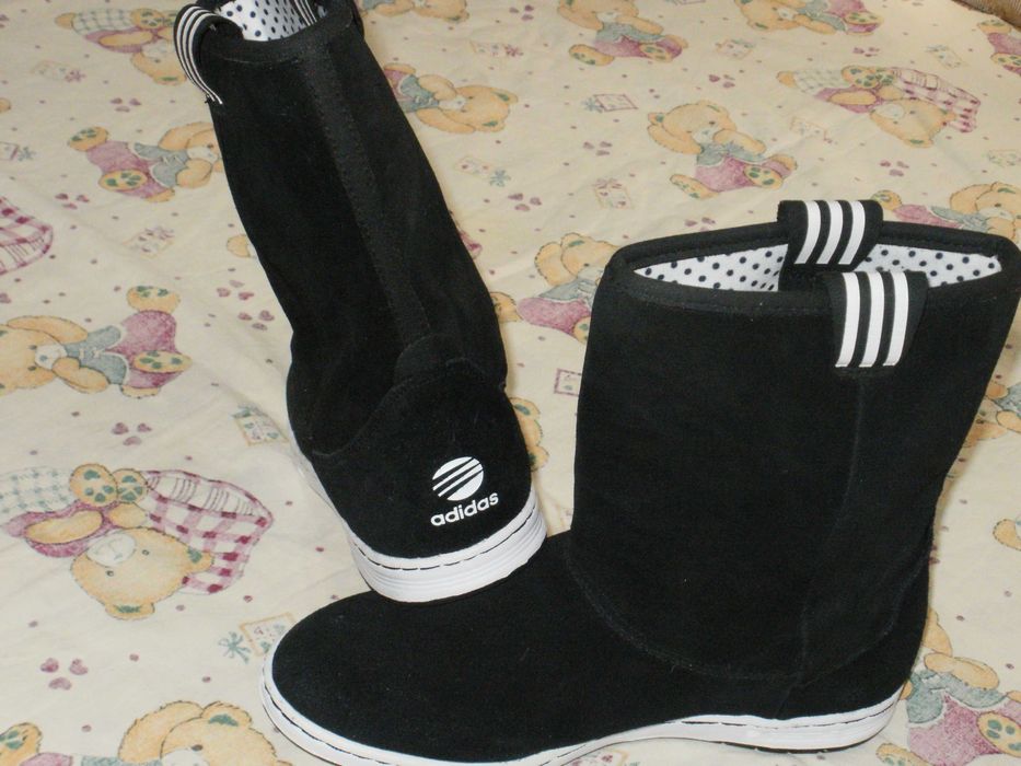 ADIDAS детски оригинални боти 36