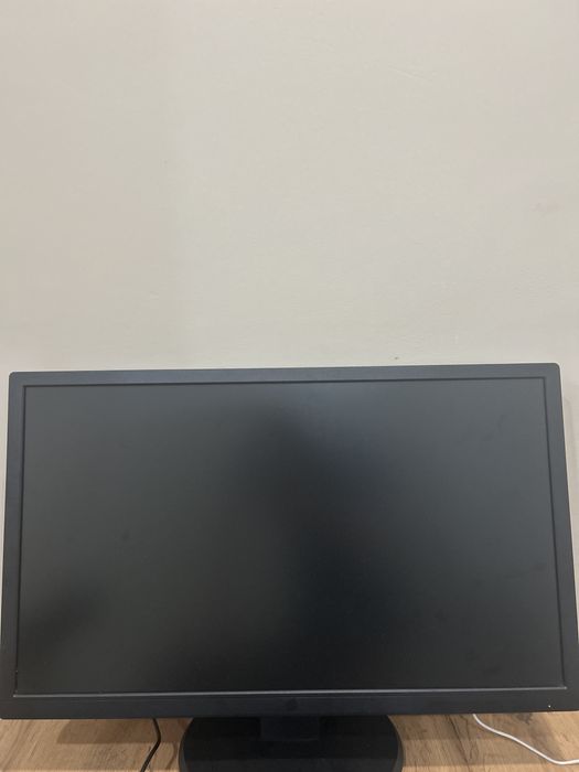 Монилор 60 герц в идеальном состании