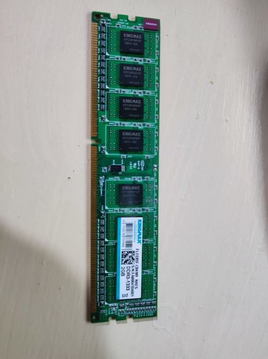 Memorie ram 2gb ddr3 kingmax