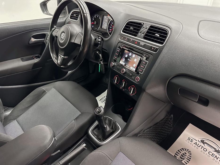 VÂND VW POLO STYLE ///1.2 TSI ///2012