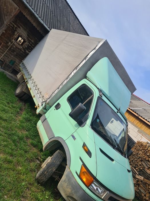 Vând iveco daily