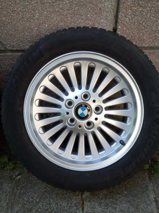 Оригинални алуминиеви джанти за BMW с зимни гуми Michelin