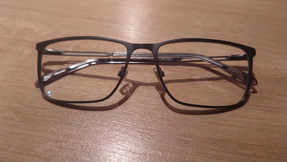 Ochelari vedere Fossil, rama metalica si lentile essilor +0,50, ambele