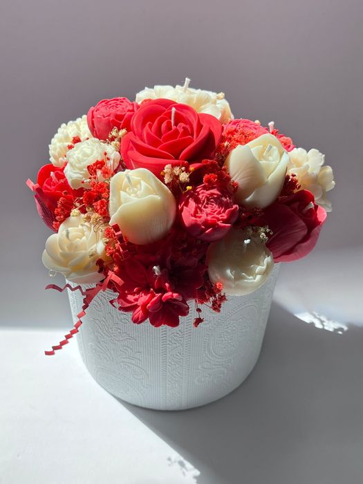 Aranjamente florale din ceara de soia