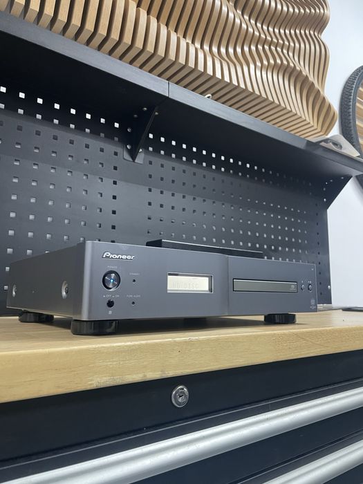 Pioneer PD-D6-J cd / sacd player