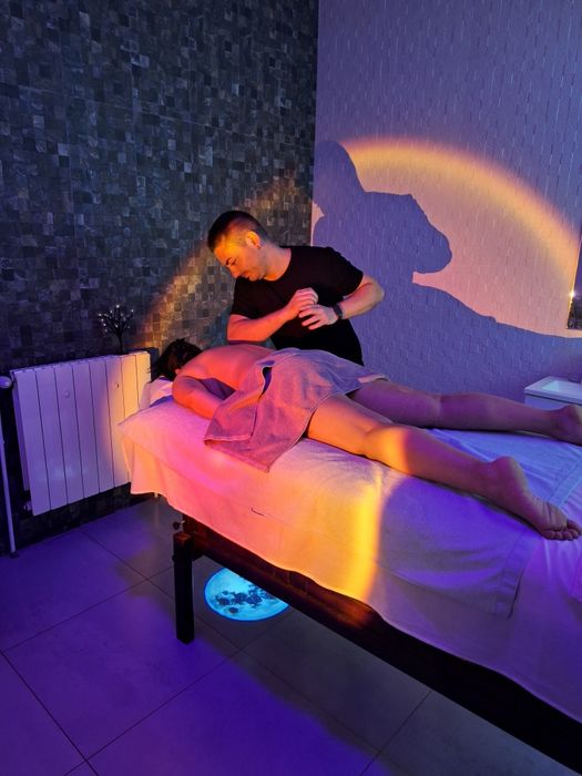 Masaj anticelulitic Masaj de relaxare Masaj terapeutic