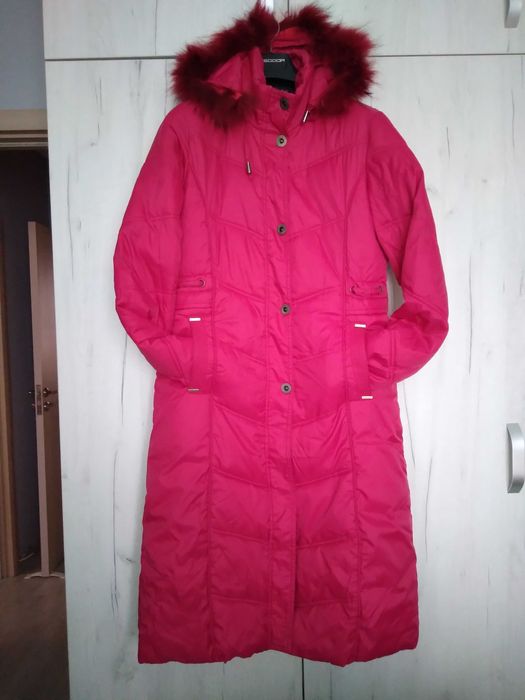 Зимно фирмено дълго манто на Черути-120лв.-хл