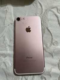 Продам розовый Iphone 7