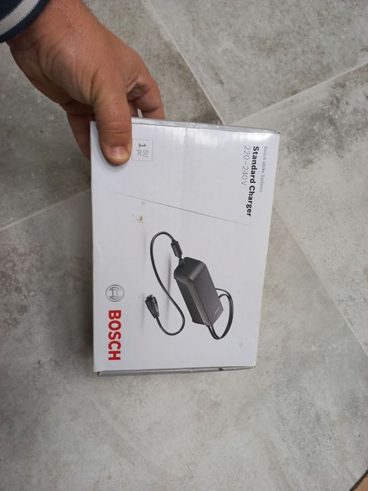 Зарядно за електрически велосипеди  Bosch  2 A