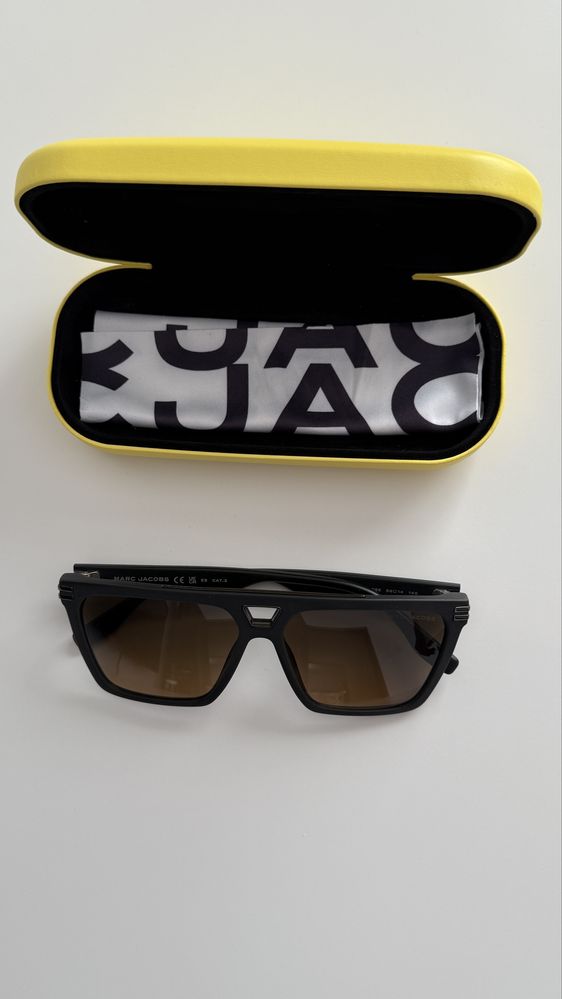 Ochelari de soare Marc Jacobs