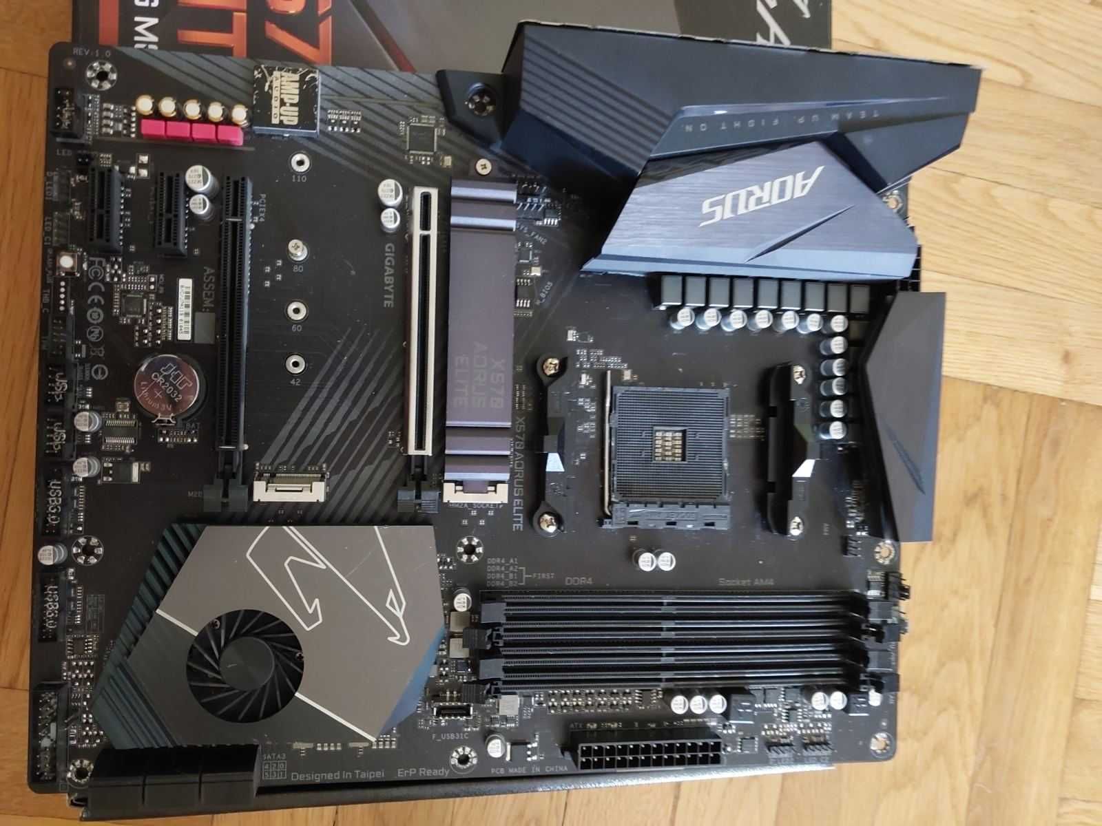 Gigabyte X570 Aorus Elite , AM4