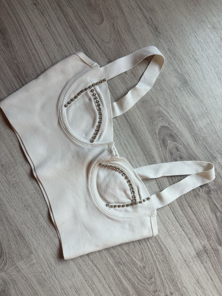 Дамски топове/ потници  Zara Stradivarius Bershka