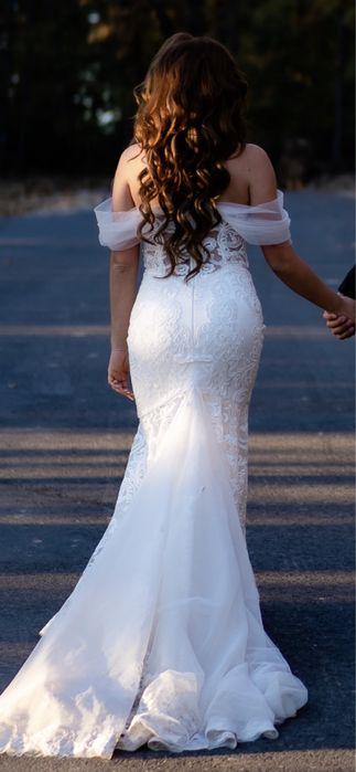 Rochie de mireasa, stil sirenă- model Ladianto