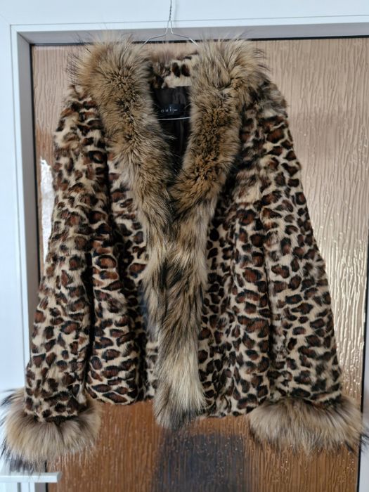 Haina si vesta de blana M-L