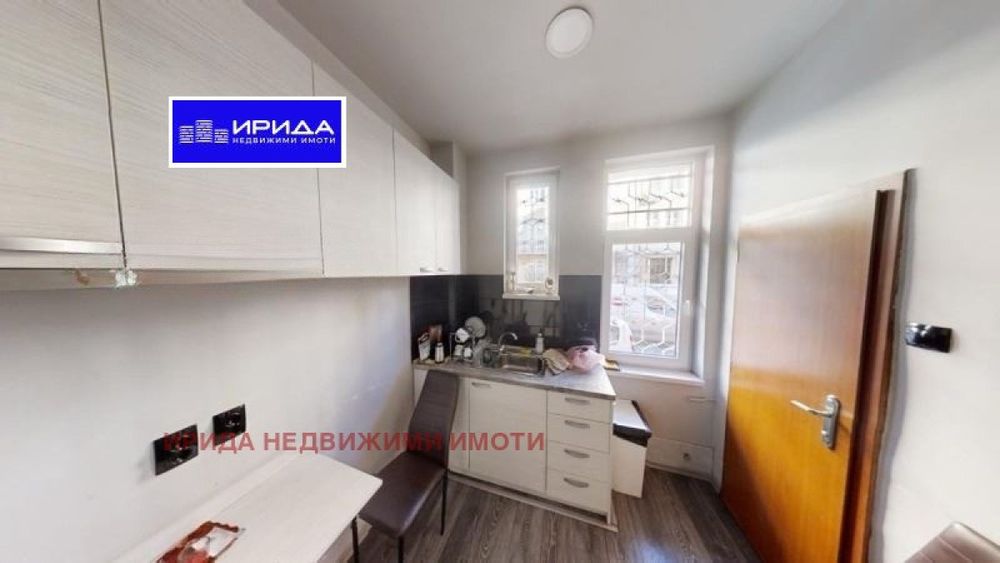 Продава се Тристаен апартамент в София, Яворов - 90 кв.м за 3556 €/кв.м - Снимка #2