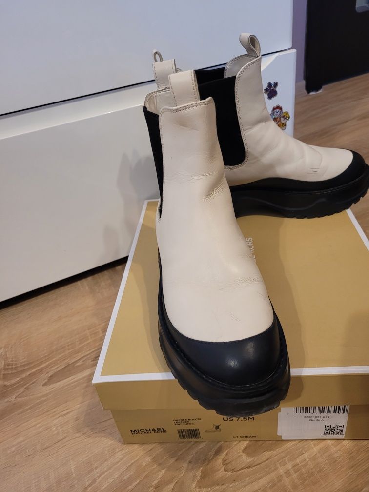 Michael Kors бели боти, 38 номер