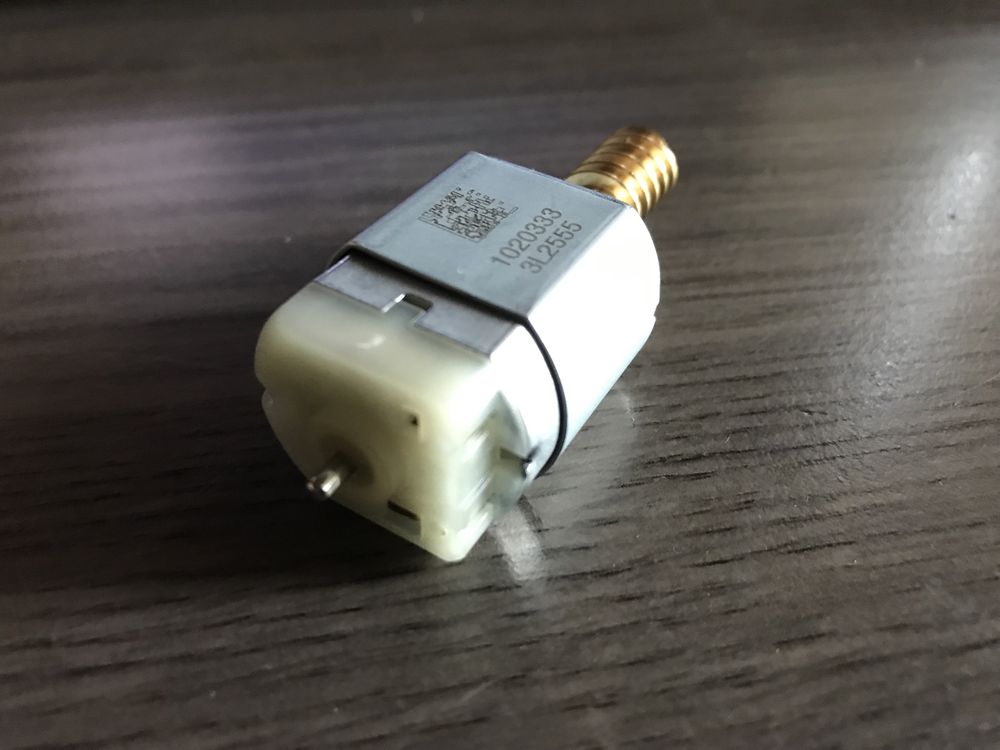 Blocator volan Mercedes