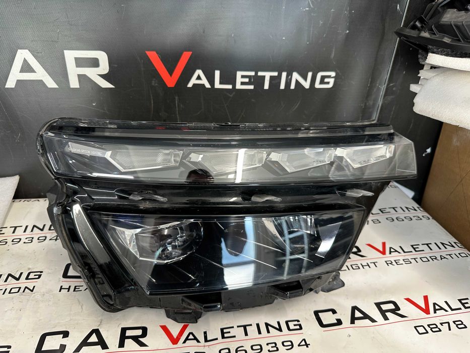 Фар фарове десен LED Skoda Kamiq лед far farove Шкода Камик